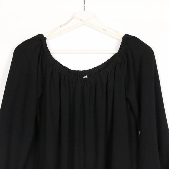 Aritzia Wilfred Duree Off the Shoulder Dress - Picture 2 of 8